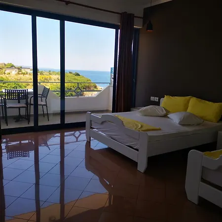 Heaven Hotel Sarandë