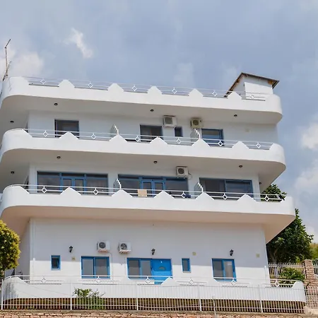 Heaven Hotel Sarandë