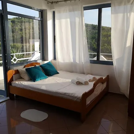 Heaven 3* Sarandë